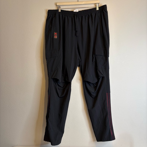 Adidas Men's New York Red Bull Black Cargo Travel Regular Fit Pants size 3XL - Picture 2 of 12